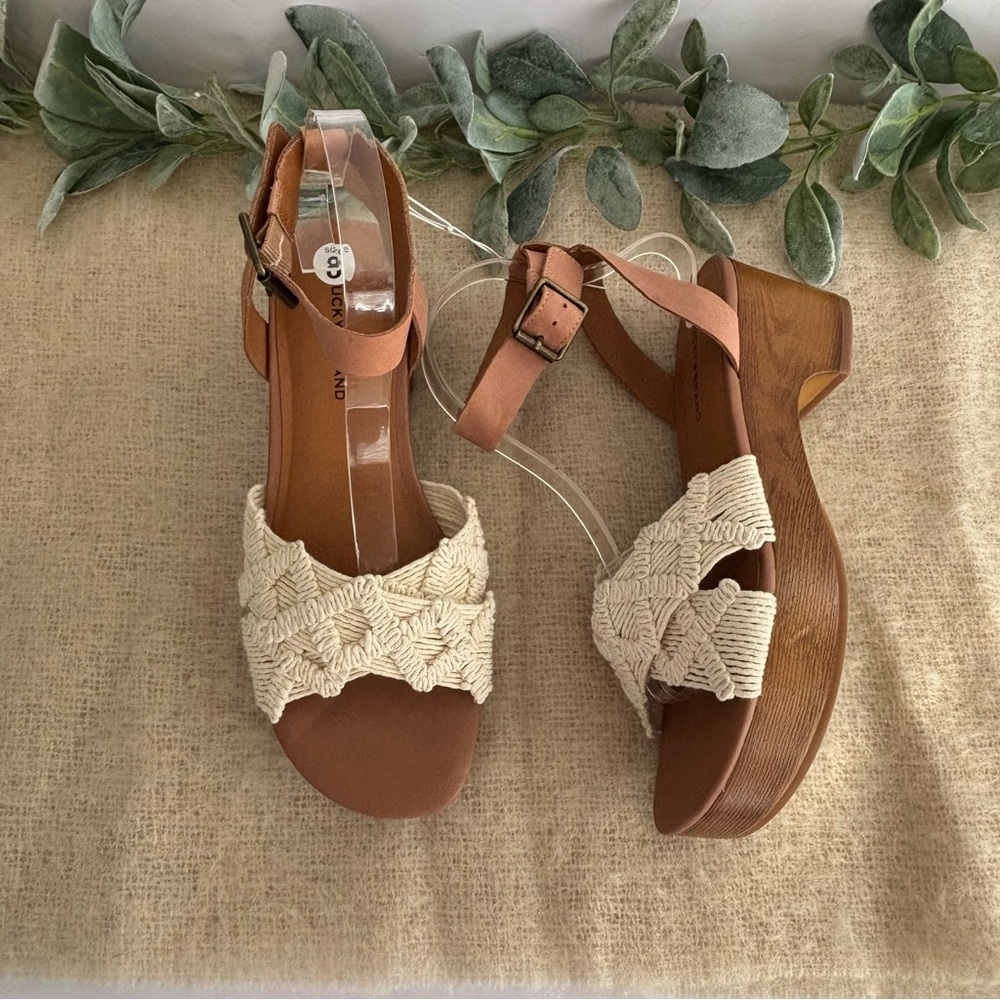 Lucky Brand Famika woven fabric and leather platform sandals women size 8